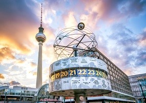 Weltzeituhr am Alex in Berlin